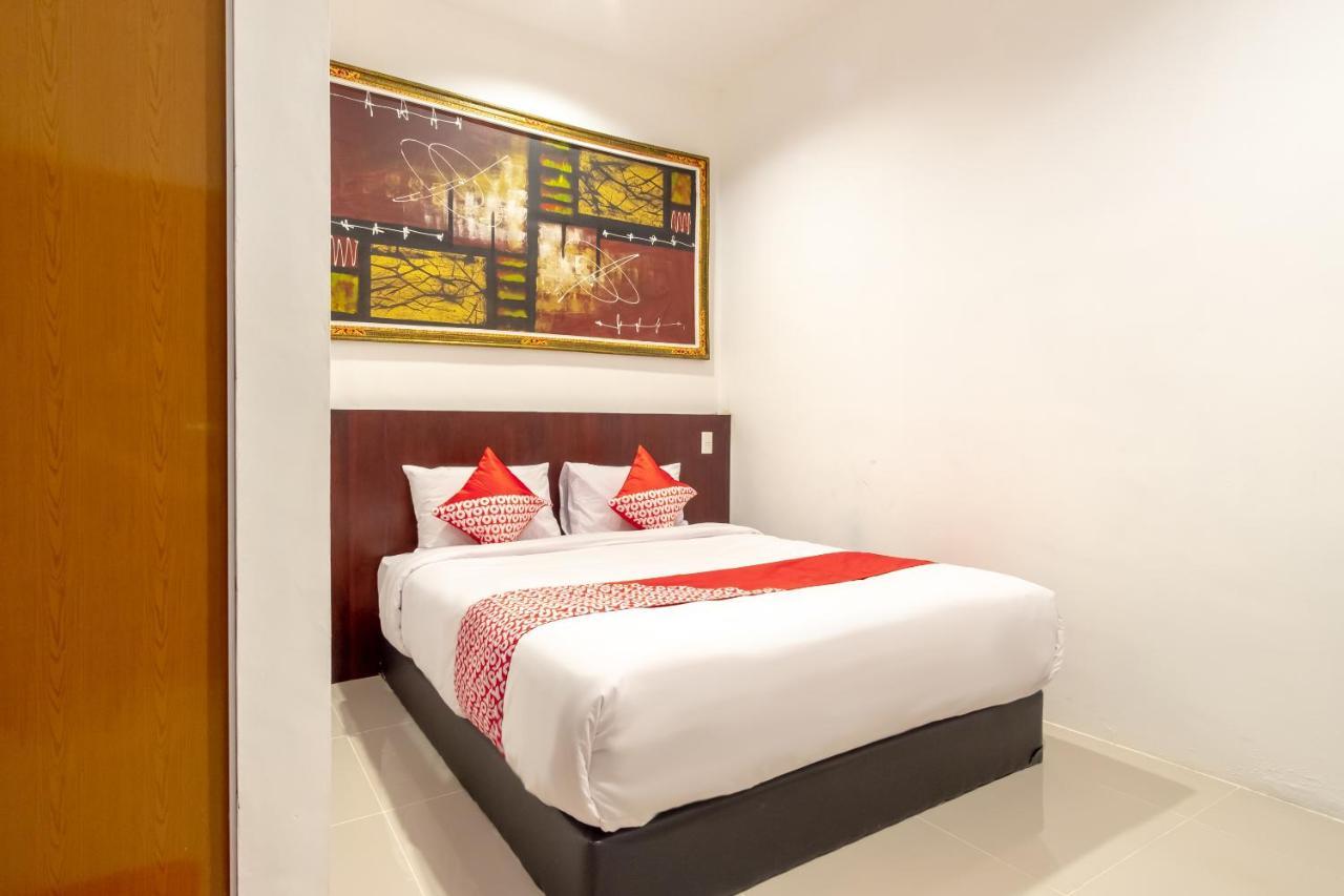 Urbanview Os Residence Medan By Reddoorz Esterno foto