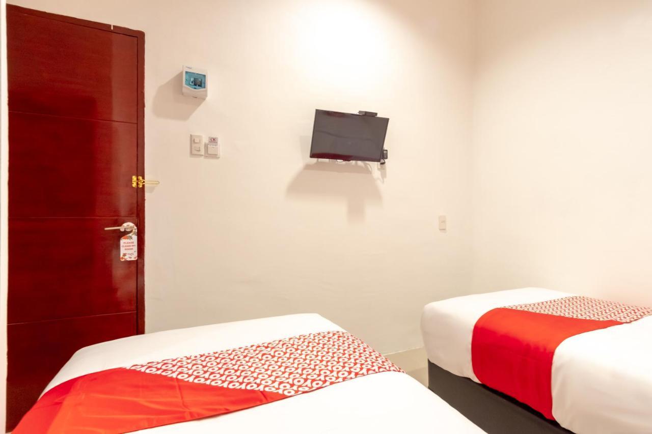 Urbanview Os Residence Medan By Reddoorz Esterno foto